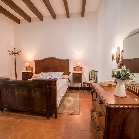 Semesterbostad Medieval House In Old City Tossa de Mar